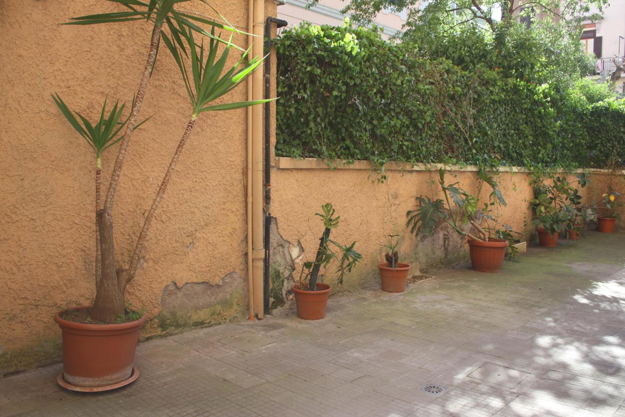 Tra Gianicolo E Trastevere Rome